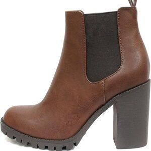 Soda Glove - Ankle Boot w/Lug Sole Elastic Gore and Chunky Heel